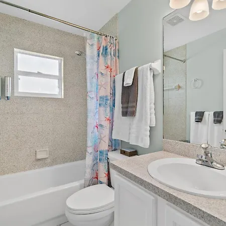 Beachside Serenity Escape - Private 3Br And 2Ba, Dog Friendly Duplex Oasis, Steps To Shore! Melbourne Exterior photo