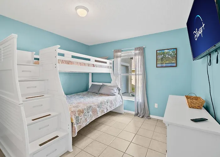 Beachside Serenity Escape - Private 3Br And 2Ba, Dog Friendly Duplex Oasis, Steps To Shore!