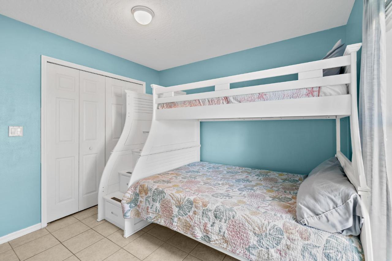 Beachside Serenity Escape - Private 3br And 2ba, Dog Friendly Duplex Oasis, Steps To Shore! Hébergement de vacances