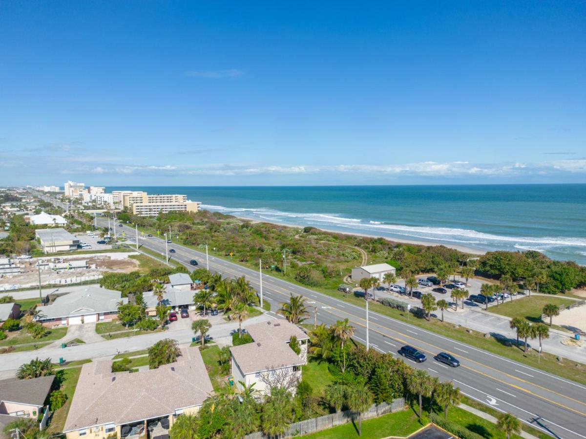 Beachside Serenity Escape - Private 3br And 2ba, Dog Friendly Duplex Oasis, Steps To Shore! * Melbourne